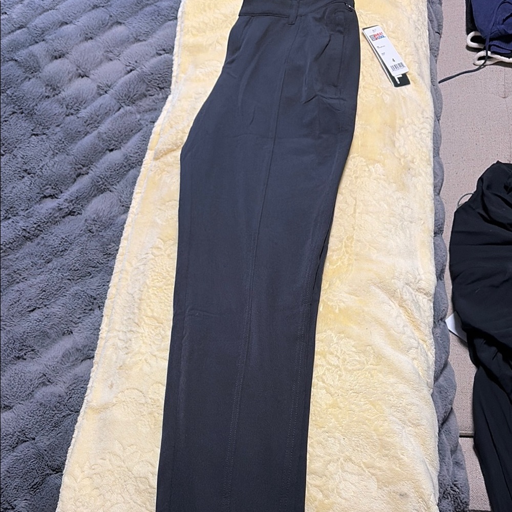 32 Degrees Cool Black High-Waisted Pants size 4.  New with tags.